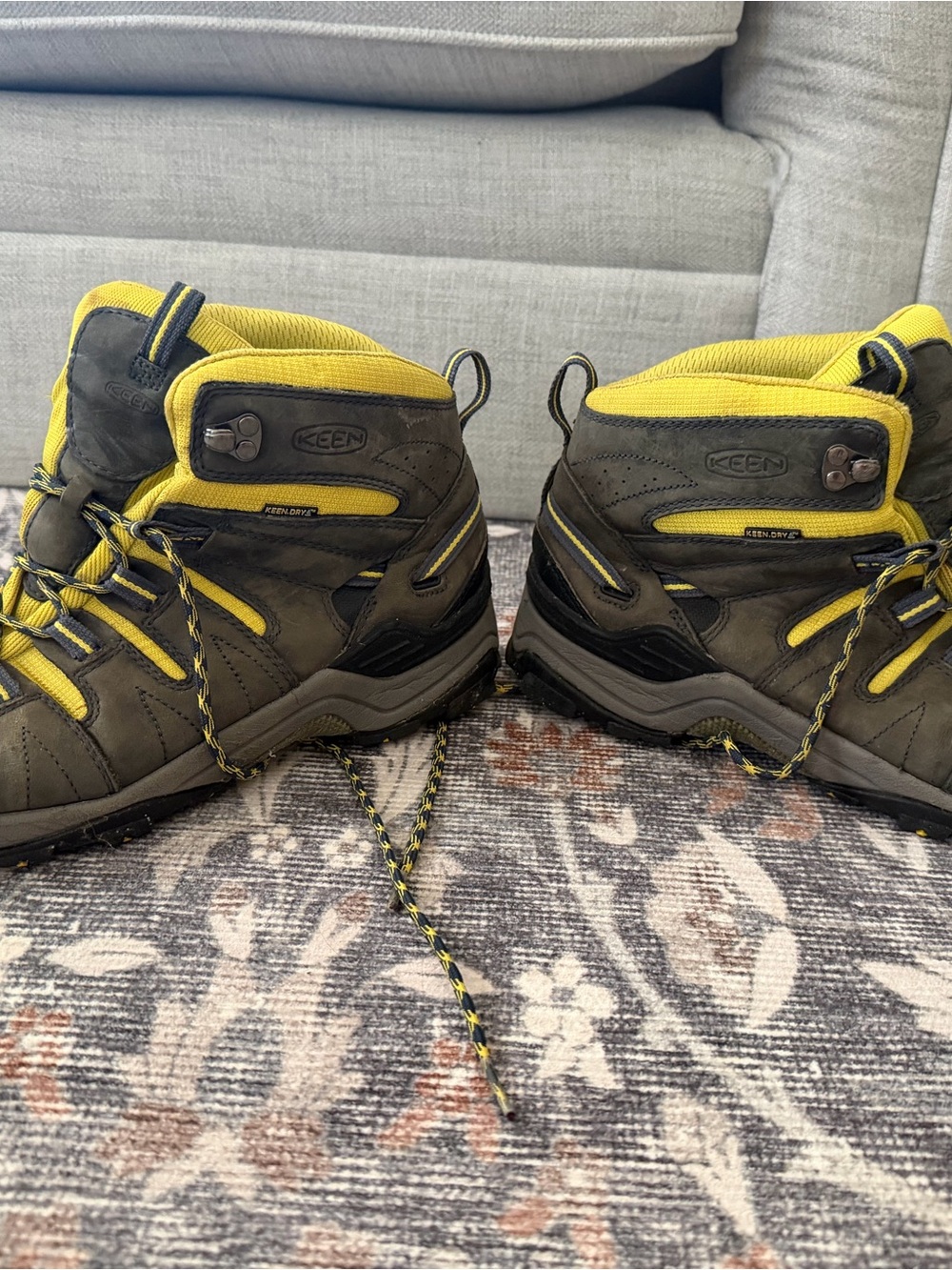 Keen Trail Shoes in Olive Green and Yellow